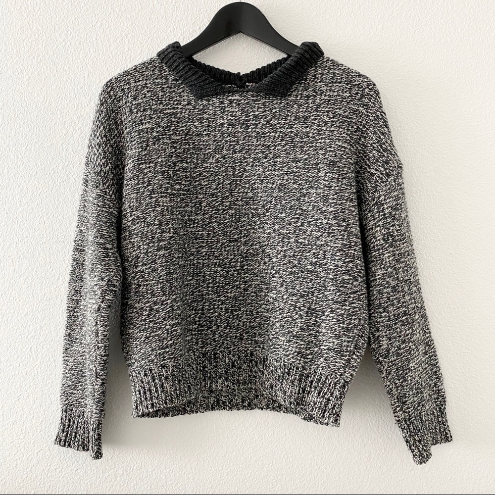 KBF - Peter Pan Collar Sweater